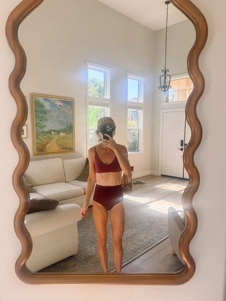 Wearing left on friday sunday top and hi tide bottoms in jam maroon color.